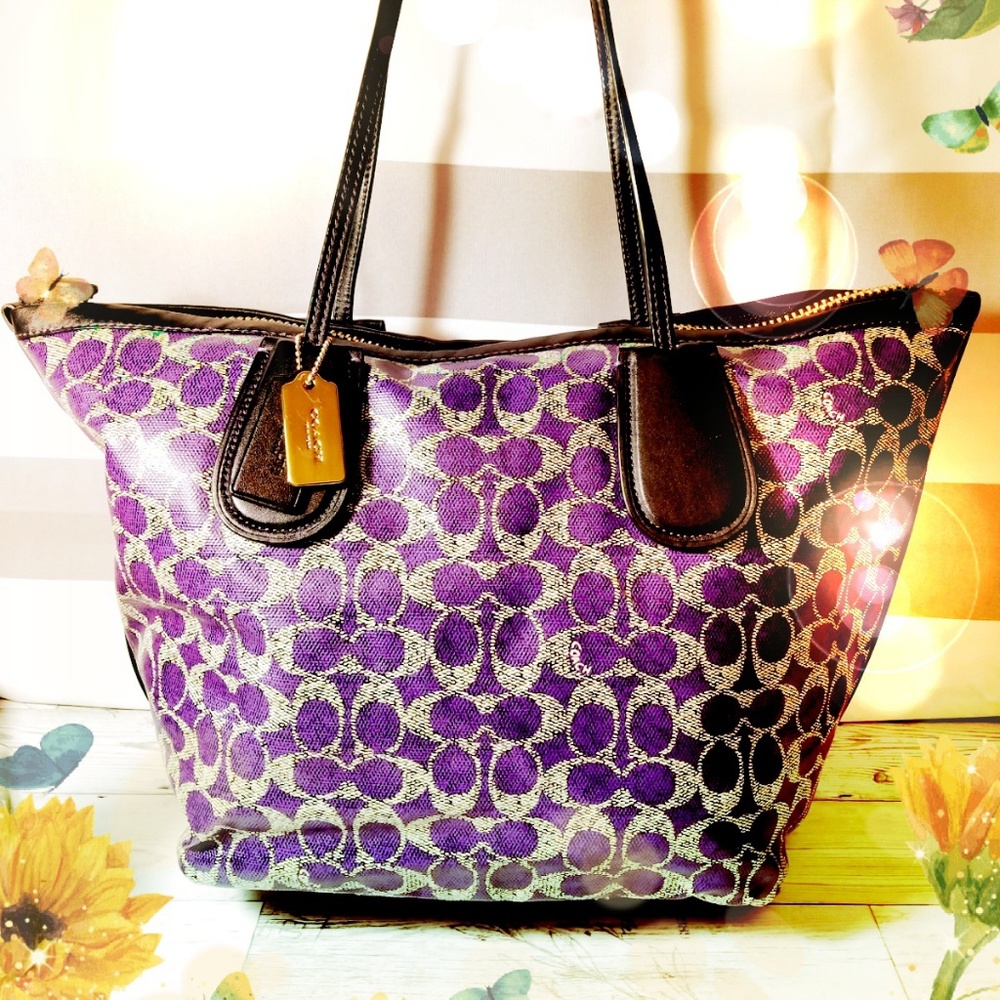 Coach Taxi City Zip Tote #33505 Violet